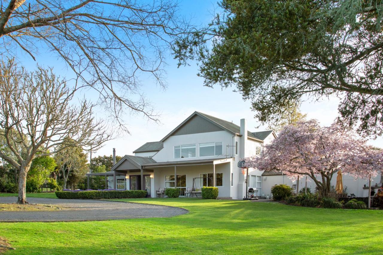 Bombay Maxwell'S Golf Retreatヴィラ エクステリア 写真